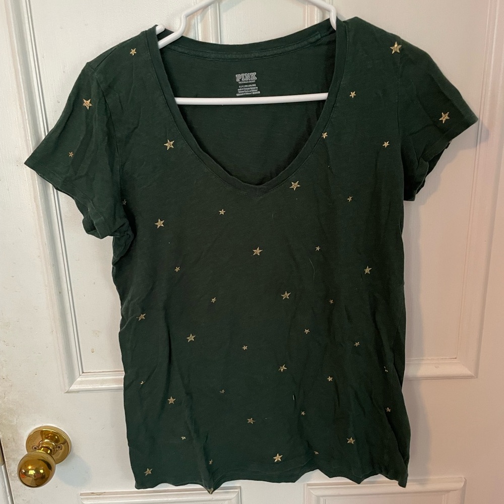 Cute VS Pink V neck tee
